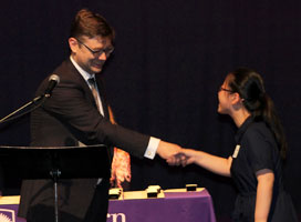 Xiaodi Zhao - Honors Major in Financial Economics Gold Medal